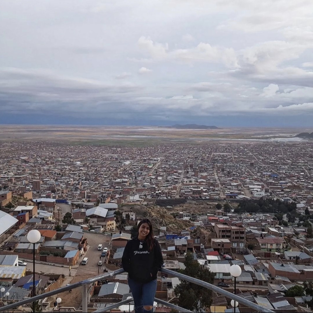 Meet your Posher, Ana